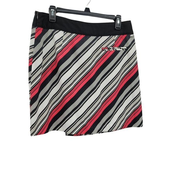 Gym Shark Athletic Asymmetrical Diagonal Striped Schoolgirl Skort Black Sz 8 - Picture 3 of 11